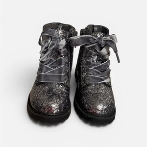 Silver sparkly boots toddler size 6